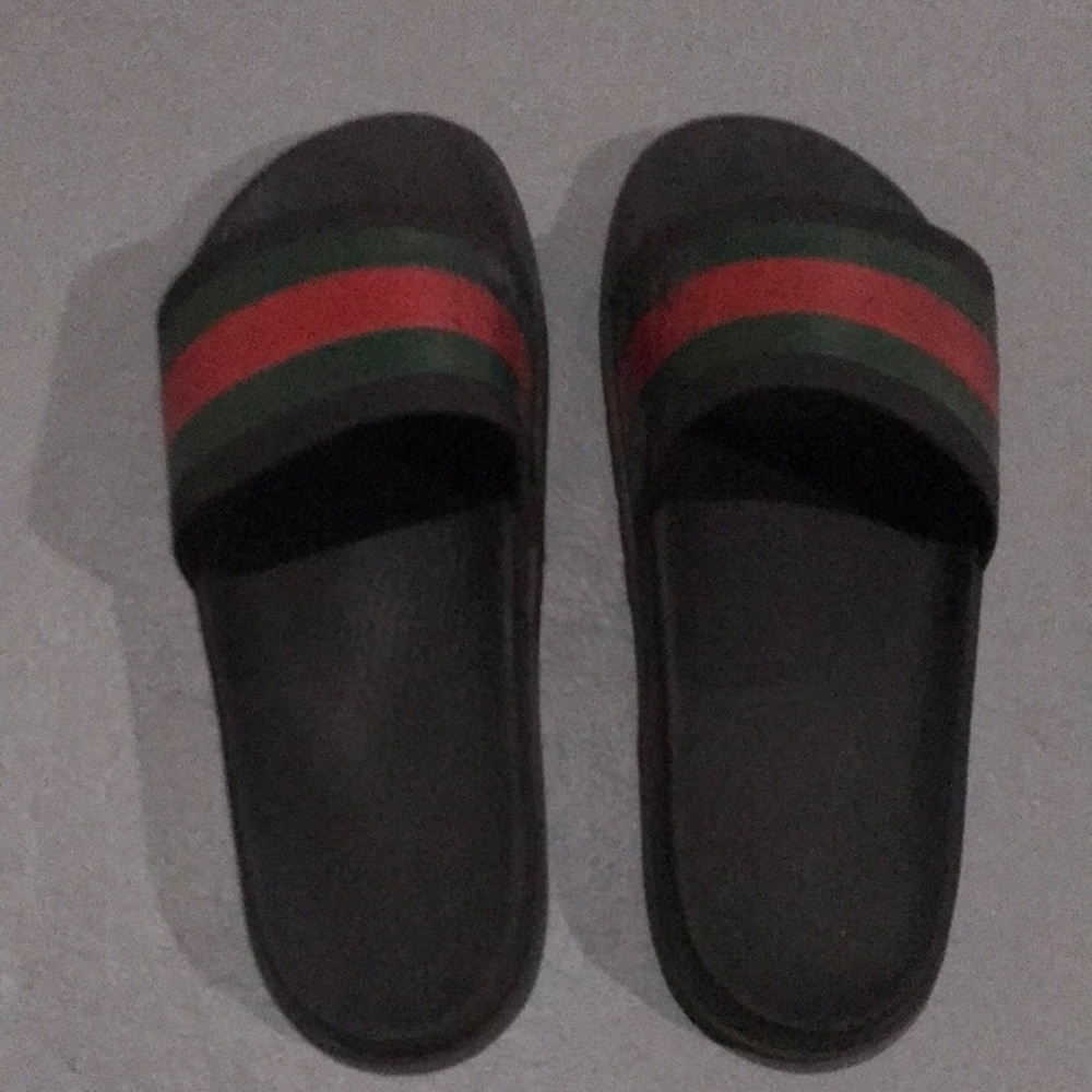 Gucci slides